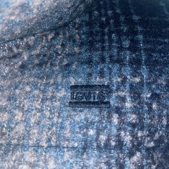 Levi's Women's Blue Plaid Cinch Waist Puffer Jacket - Picture 13 of 15